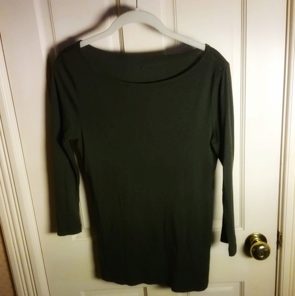 Green Long Sleeve Three Dot Shirt - Picture 1 of 2